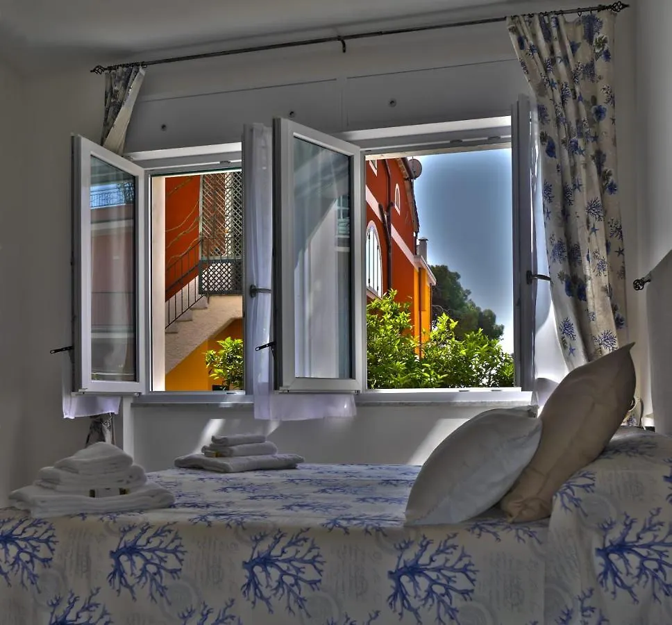 Diamante Blu Cod.Citra 011019-Lt-0241 Villa Monterosso al Mare